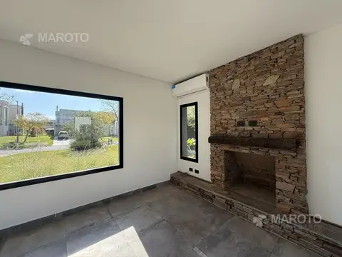 Casa en Alquiler al Este