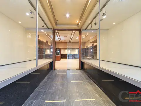 Local en Venta en Flores Norte, USD 740.000