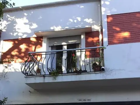 Departamento 3 Ambientes externo con balcón - Garay al 1900
