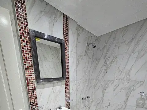 Depto Tipo Casa 2 ambientes con 1 baño