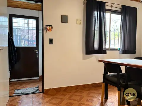 Casa 3 ambientes con 1 baño