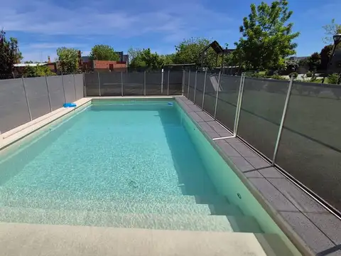 Casa en Venta en El Cantón - Barrio Golf, USD 340.000