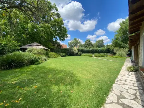 Casa en Venta de 5 dormitorios