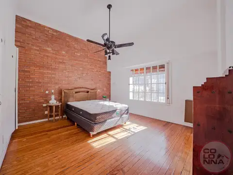 Depto Tipo Casa en Alquiler con 1 cocheras