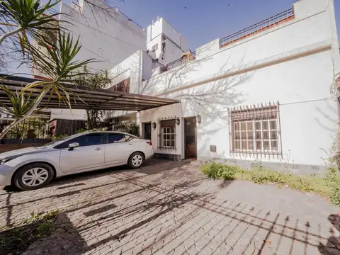 Depto Tipo Casa en Alquiler de 3 ambientes