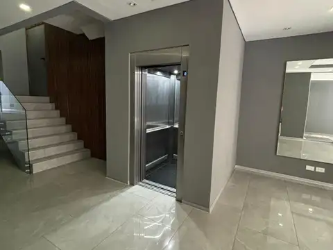 Rosario 100, Piso 9