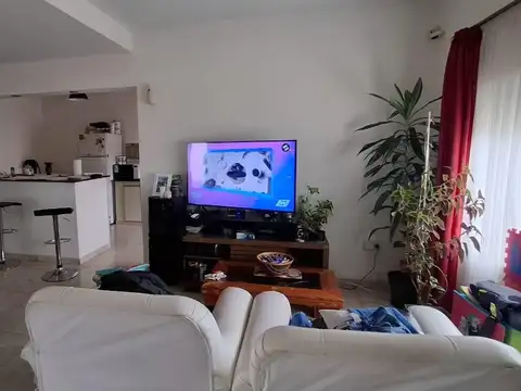 Casa en Venta en Plottier, USD 205.000