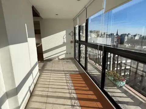 Departamento 4 Ambientes con balcón y vista al mar - Zona La Perla - Santiago del Estero  al 1400 - Mar del Plata