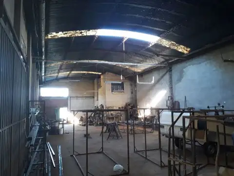 Av. Arturo Illia 300