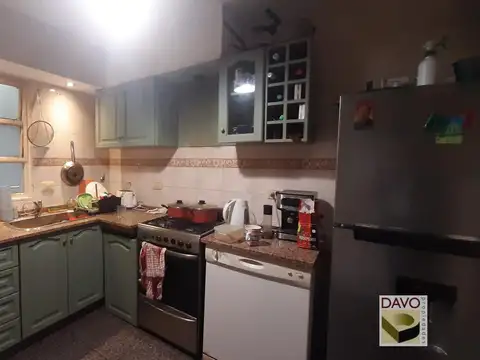 Departamento 4 ambientes con 2 baños