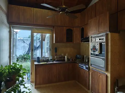Depto Tipo Casa en Venta 40 años