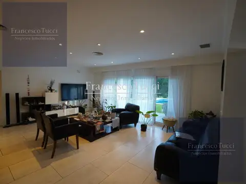 Casa en Venta al Noreste