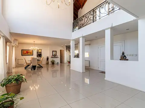 Casa en Venta en El Trébol, USD 800.000