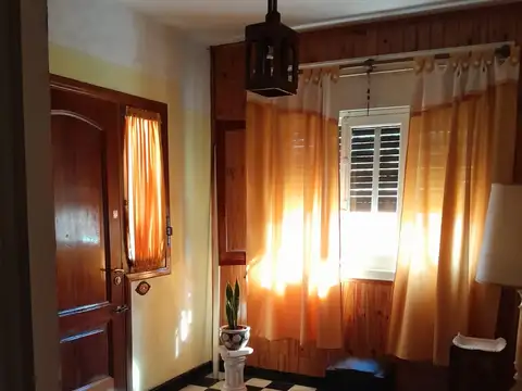 Casa en Venta en Quilmes Oeste, USD 105.000