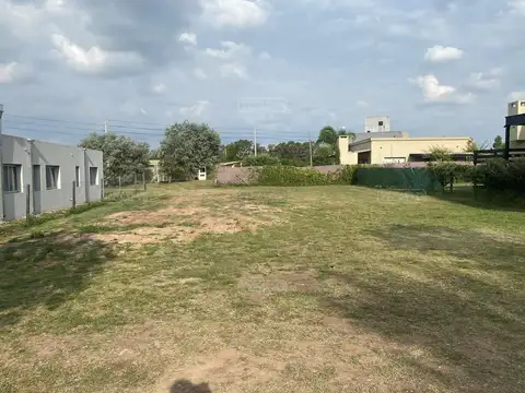 Lote en Venta San Alfonso Pilar del Este 500 m²