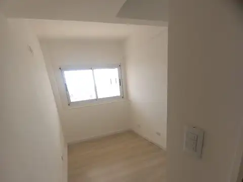 Venta 4 Ambientes a nuevo Floresta