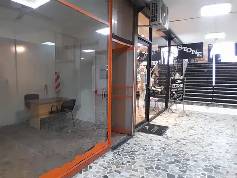 Local Zona Boedo en VENTA - Boedo 900-