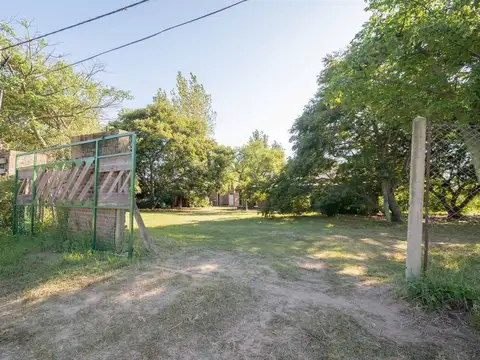 Quinta con SUM, vestuarios, quincho. Arroyo Leyes