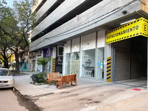 VENTA | Cochera ubicada en pleno centro | Yrigoyen