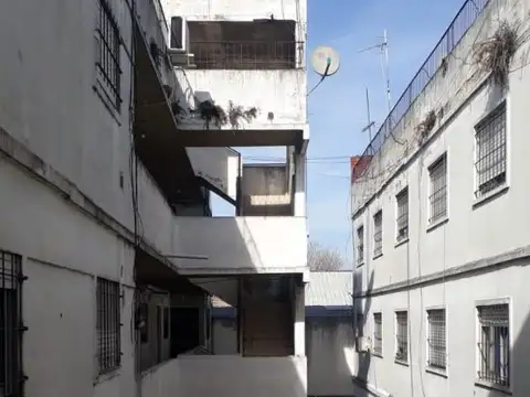 VENTA - 6 DTOS. 2 AMB CON RENTA  - PARA INVERSION -SAN JUSTO