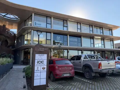 Local en Alquiler en Yerba Buena, $ 920.000