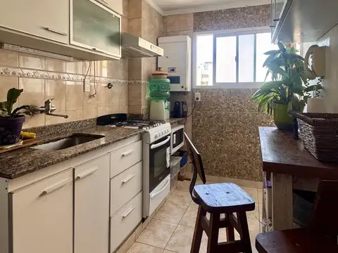 VENTA  DEPARTAMENTO 2 ambientes, Luminoso con Vista Abierta en Villa del Parque