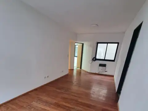 Departamento en Alquiler en Centro, $ 650.000