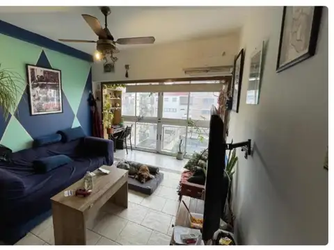 Venta De Departamento De 2 Ambientes Con Piscina, Sum Y Seguridad 24 Hs En Av. Independencia 3200