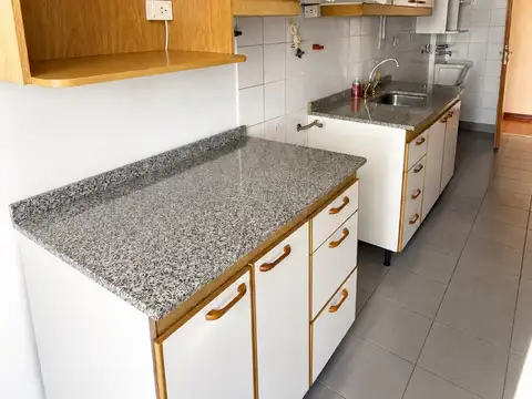 Departamento 4 ambientes con 2 baños