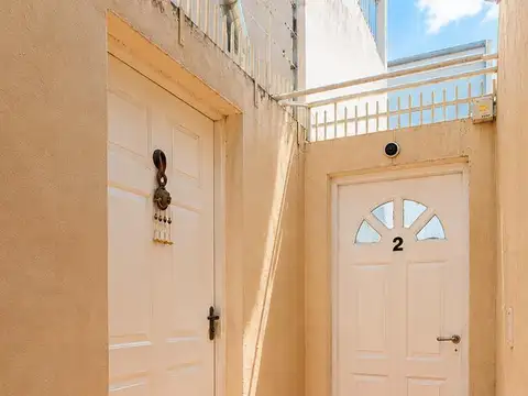 Depto Tipo Casa en Venta de 2 ambientes