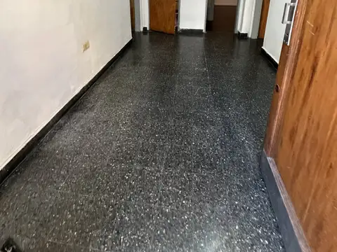 PILAR 1200, Piso PB