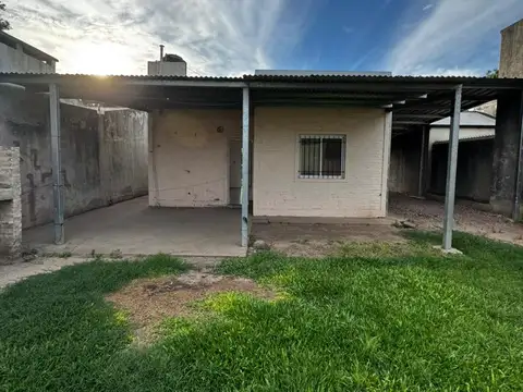 VENTA CASA 2 DORMITORIOS HUMBOLDT