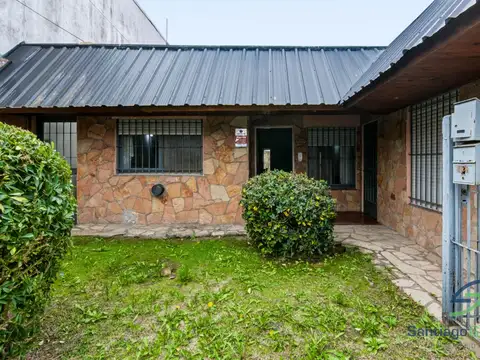 CASA 3 DORM. LOTE 400m2 EN GONNET