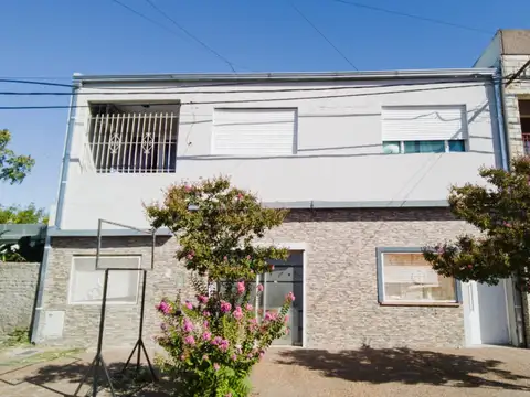 VENTA - CASA - 2 DORMITORIOS - PUNTA ALTA