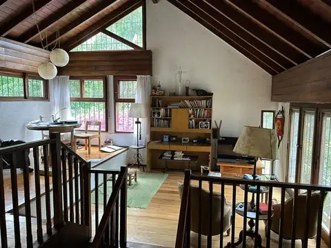 Casa 6 ambientes con 3 baños