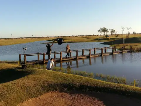 Vendemos lote de 2500 m2 Chacras del Golf. Paso de la Patria