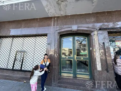 Oficina en Alquiler en Avellaneda, $ 330.000