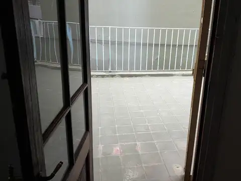 Depto Tipo Casa en Alquiler en Villa del Parque, $ 300.000