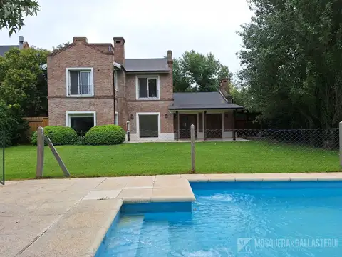 Casa en Boulevares Barrio Cerrado