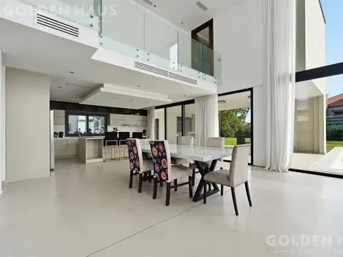 Casa en Venta de 4 dormitorios