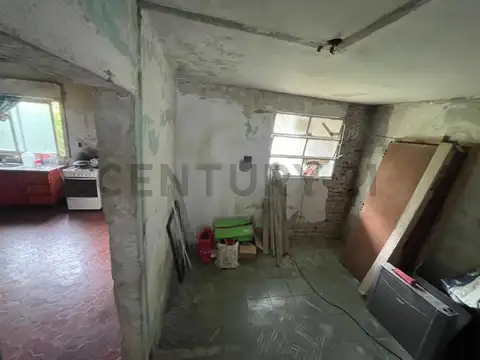 Casa 3 ambientes con 1 baño