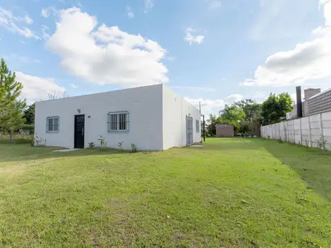 QUINTA CON PILETA EN ARROYO LEYES km 10,5