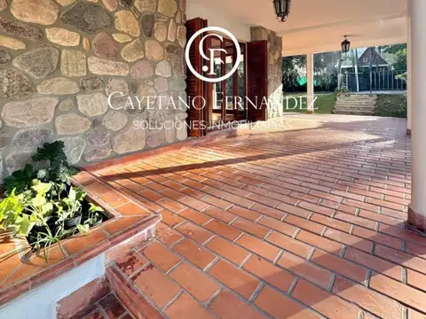 Casa 4 ambientes con 3 baños