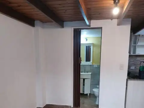 DEPARTAMENTO DOS AMB AL FTE CON BALCON ENTRADA INDEPENDIENTE
