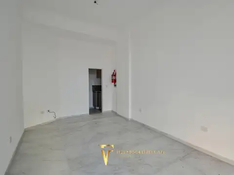 ALQUILER - LOCAL - A ESTRENAR - ELÉCTRICO - LINIERS