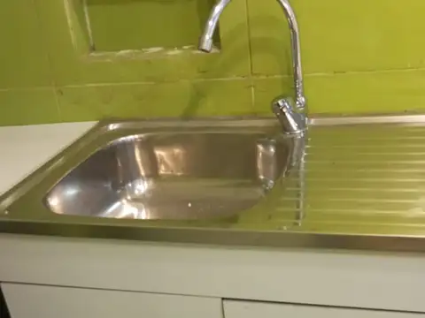 Monoambiente 25m2 reciclado a estrenar en venta en Almagro U$S 59.000.- Dueño Directo.