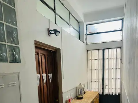 Depto Tipo Casa 4 ambientes con 2 baños