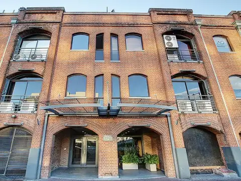 Avenida Alicia Moreau De Justo 1700