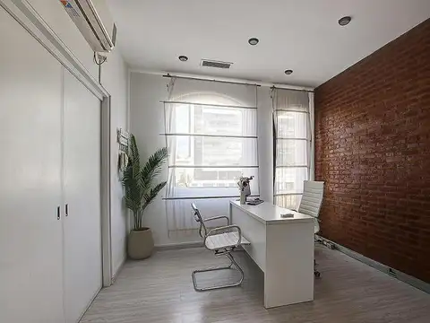 Oficina en Venta con 1 cochera