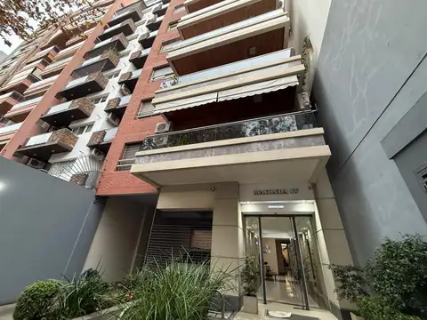 Departamento en Alquiler en Bernal, $ 800.000